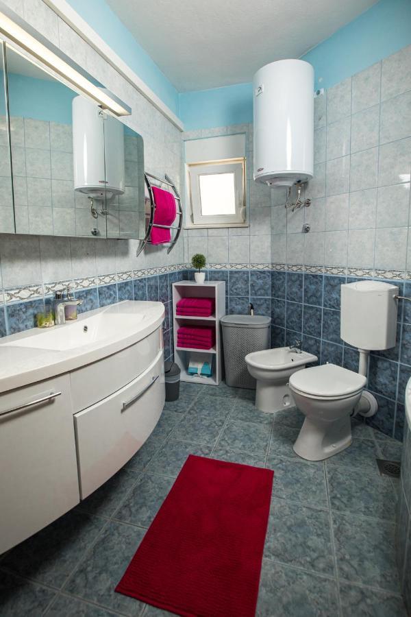 3 Bedrooms Apartman Dmt Kaštela Exterior foto